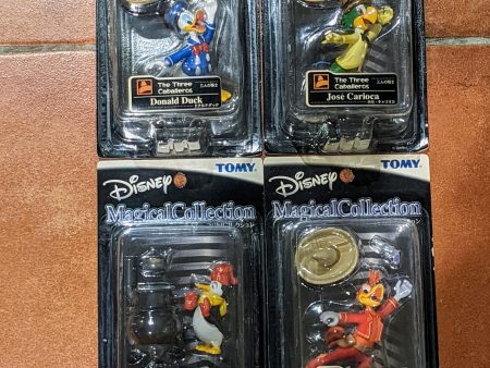 Tomy Disney Magical Collection The Three Caballeros 064 Donald Duck 065 Jose Carioca 066 Caballeros Panchito 074 Pablo 4 Trading Figure Set Fashion